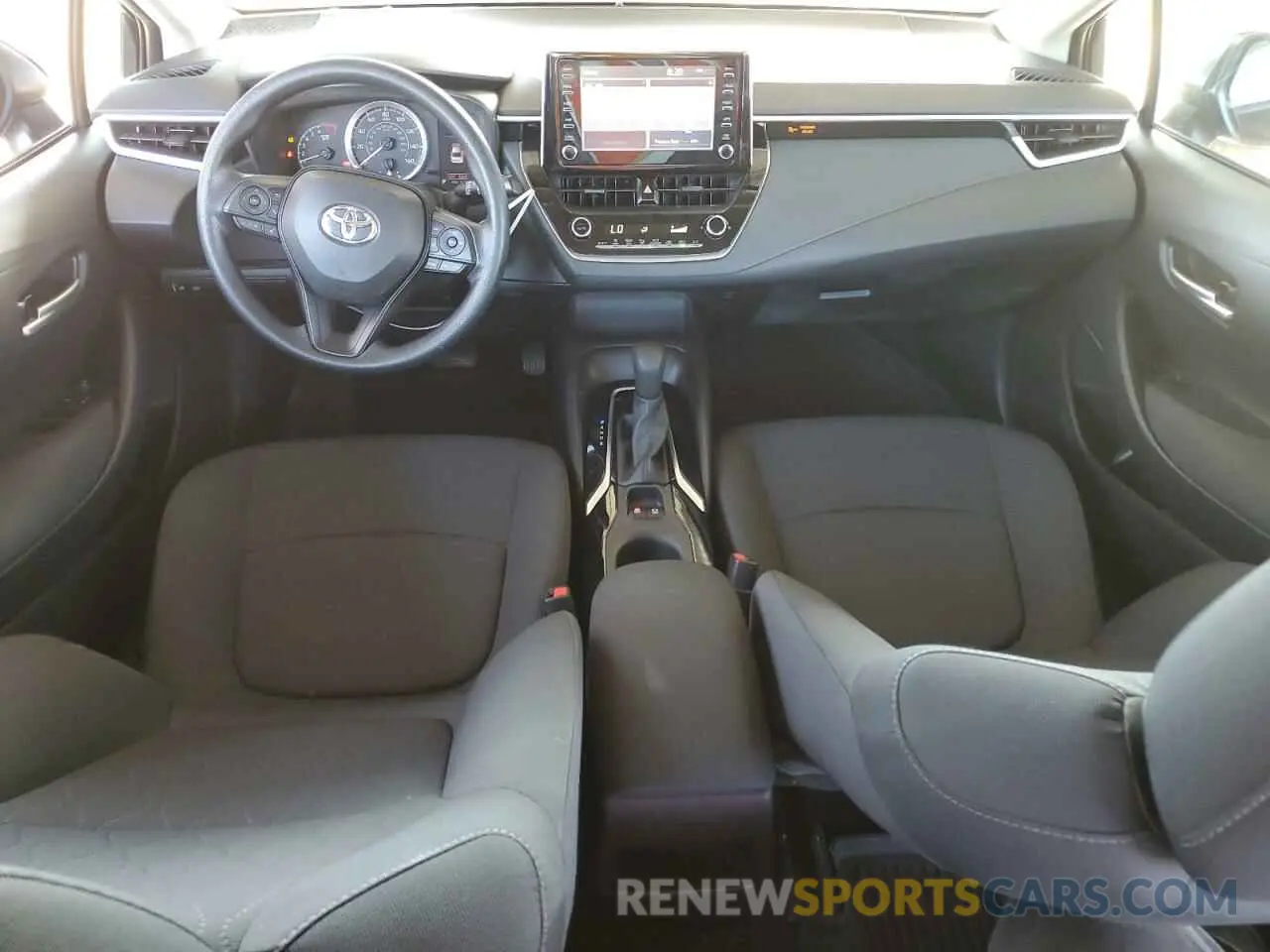 8 Photograph of a damaged car 5YFEPRAE8LP137021 TOYOTA COROLLA 2020