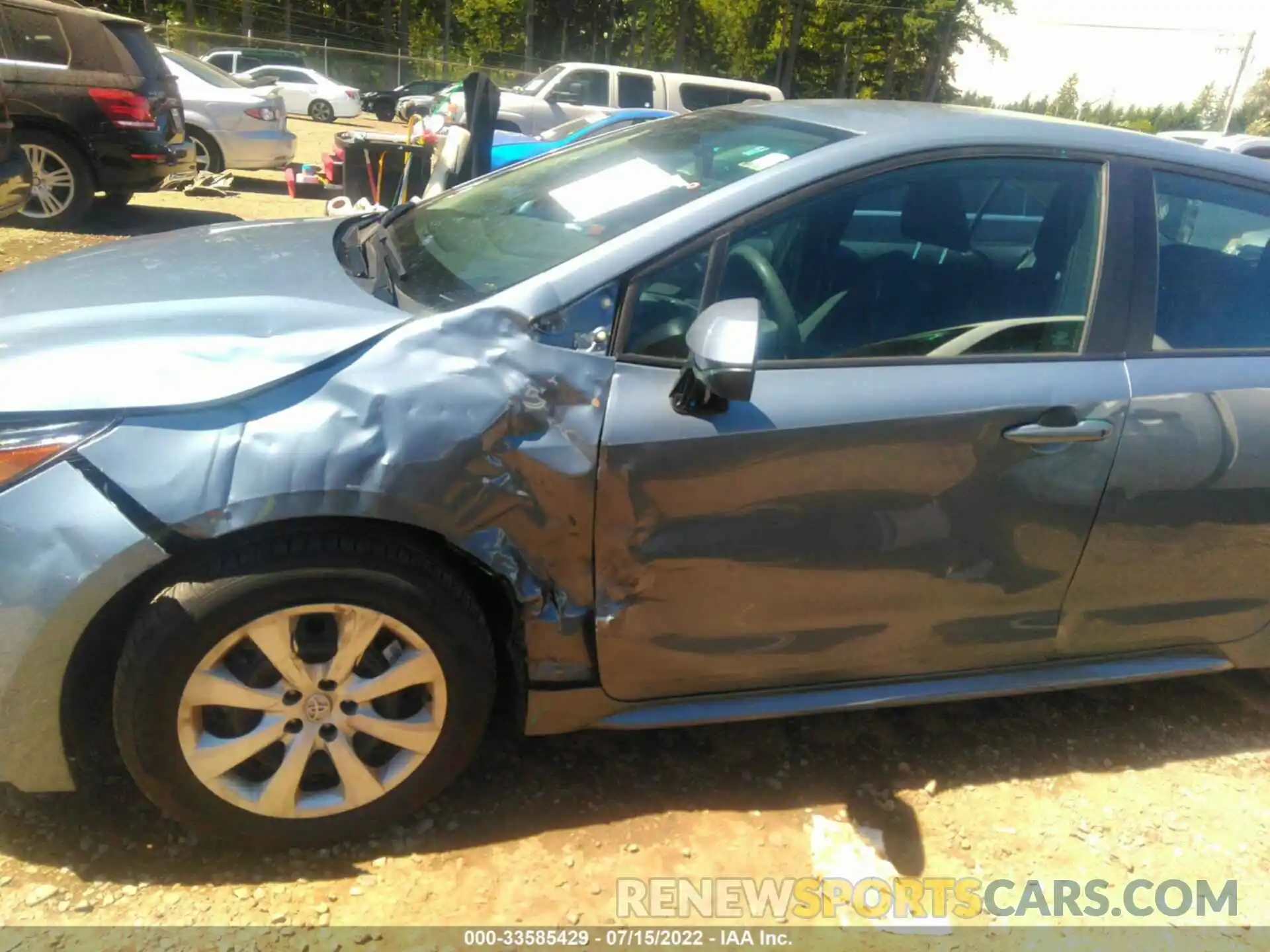 6 Photograph of a damaged car 5YFEPRAE8LP140372 TOYOTA COROLLA 2020