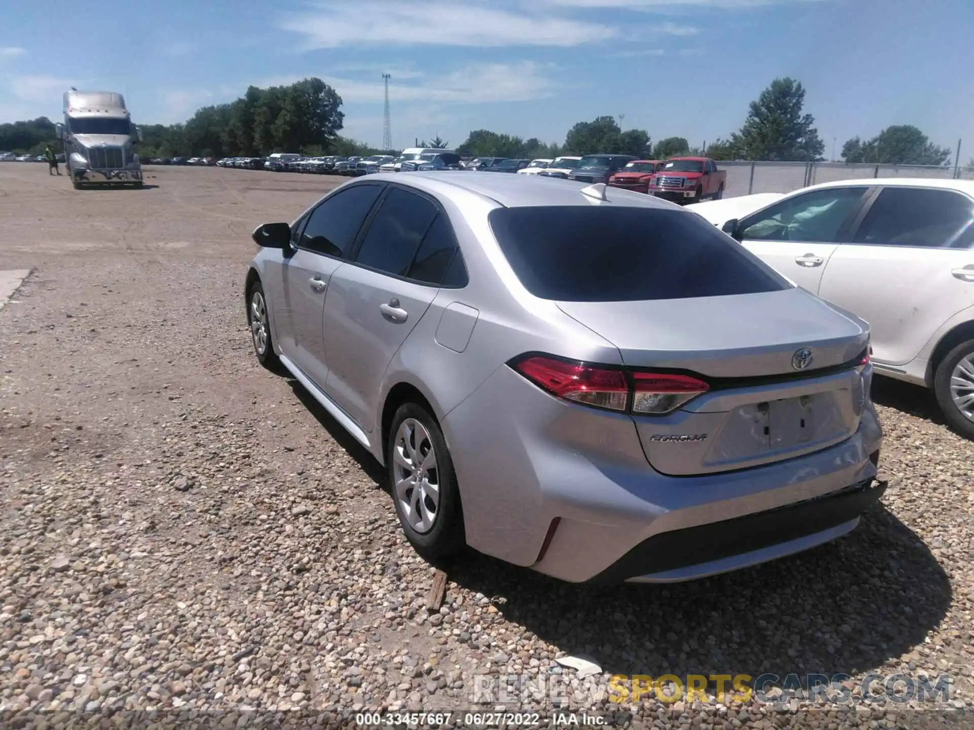 3 Photograph of a damaged car 5YFEPRAE9LP004977 TOYOTA COROLLA 2020