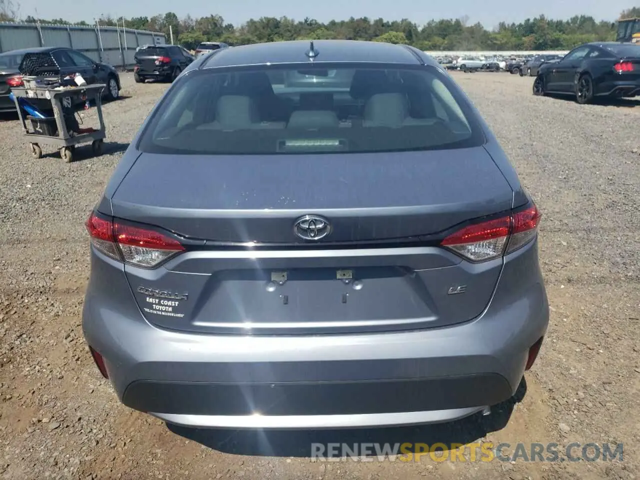 6 Photograph of a damaged car 5YFEPRAE9LP012920 TOYOTA COROLLA 2020