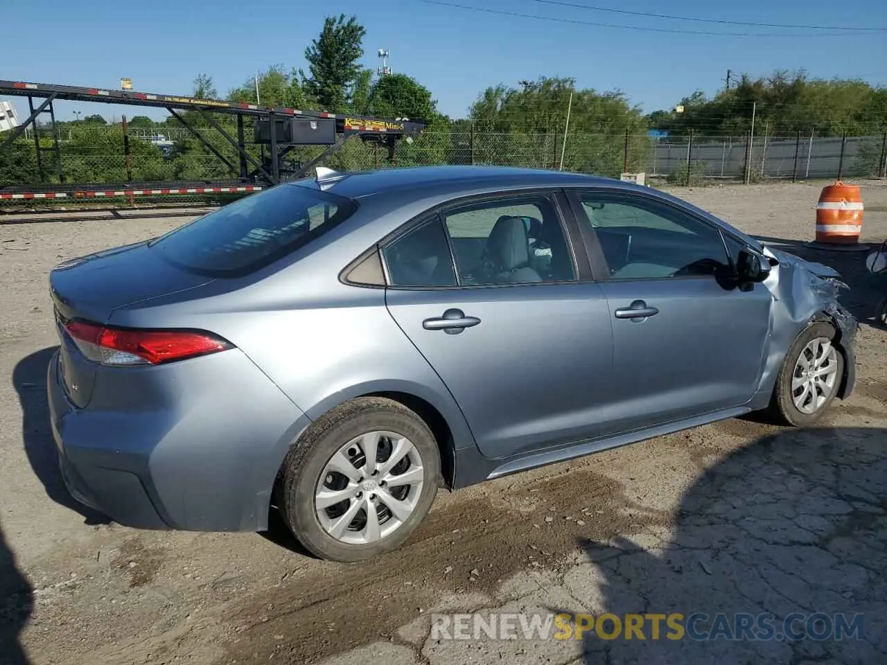 3 Photograph of a damaged car 5YFEPRAE9LP020371 TOYOTA COROLLA 2020