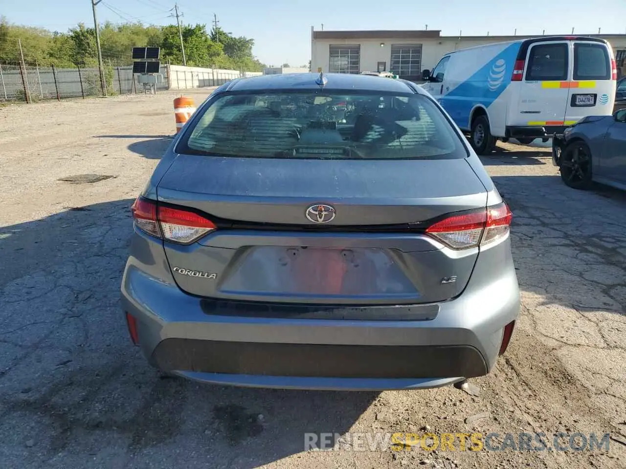 6 Photograph of a damaged car 5YFEPRAE9LP020371 TOYOTA COROLLA 2020