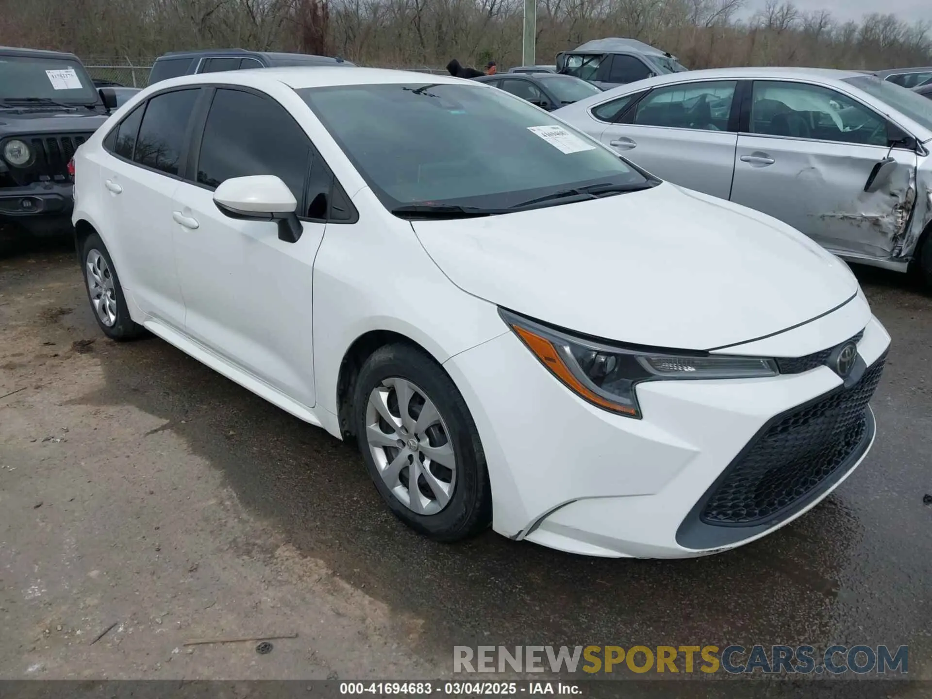 1 Photograph of a damaged car 5YFEPRAE9LP024324 TOYOTA COROLLA 2020