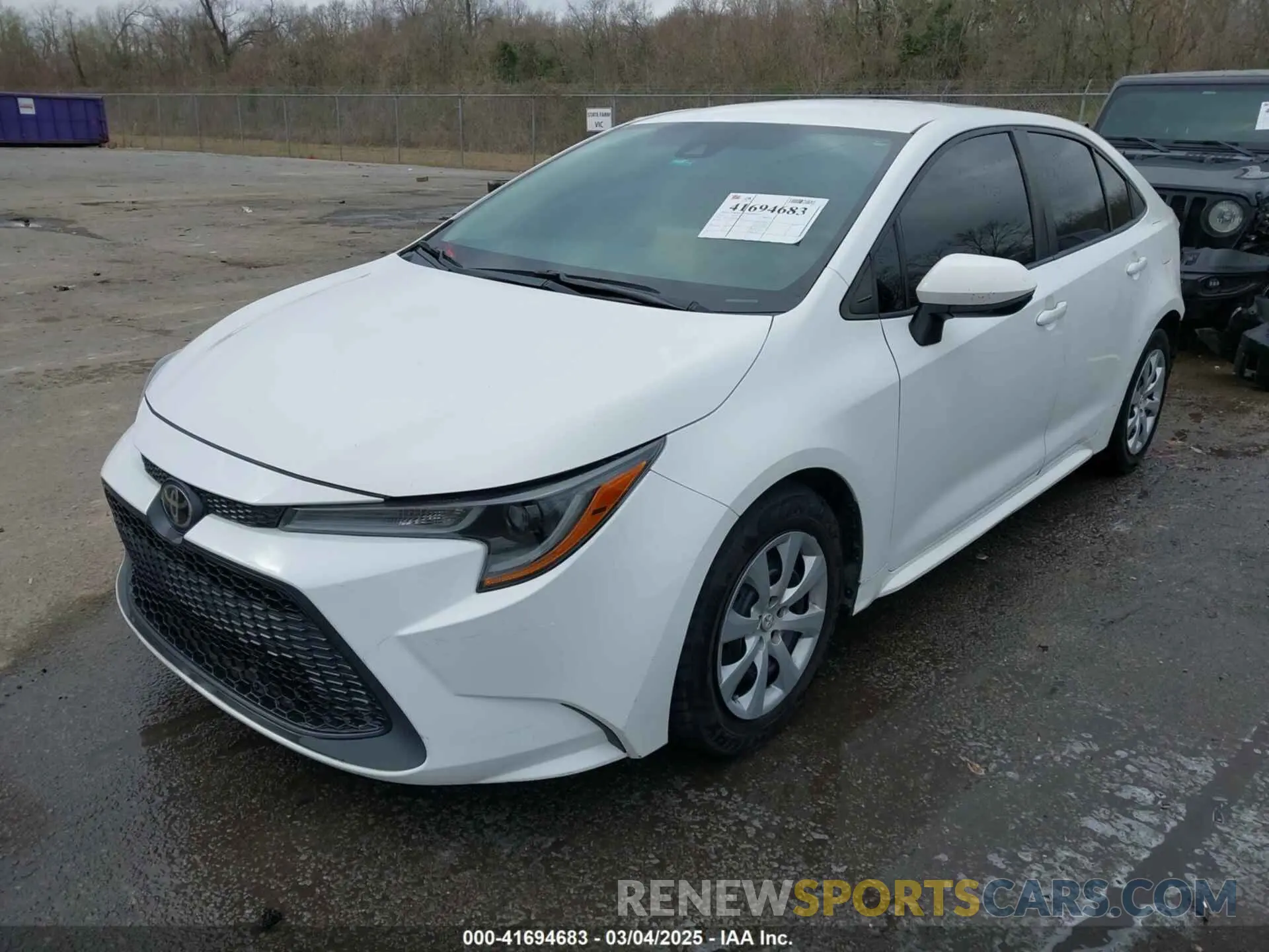 2 Photograph of a damaged car 5YFEPRAE9LP024324 TOYOTA COROLLA 2020