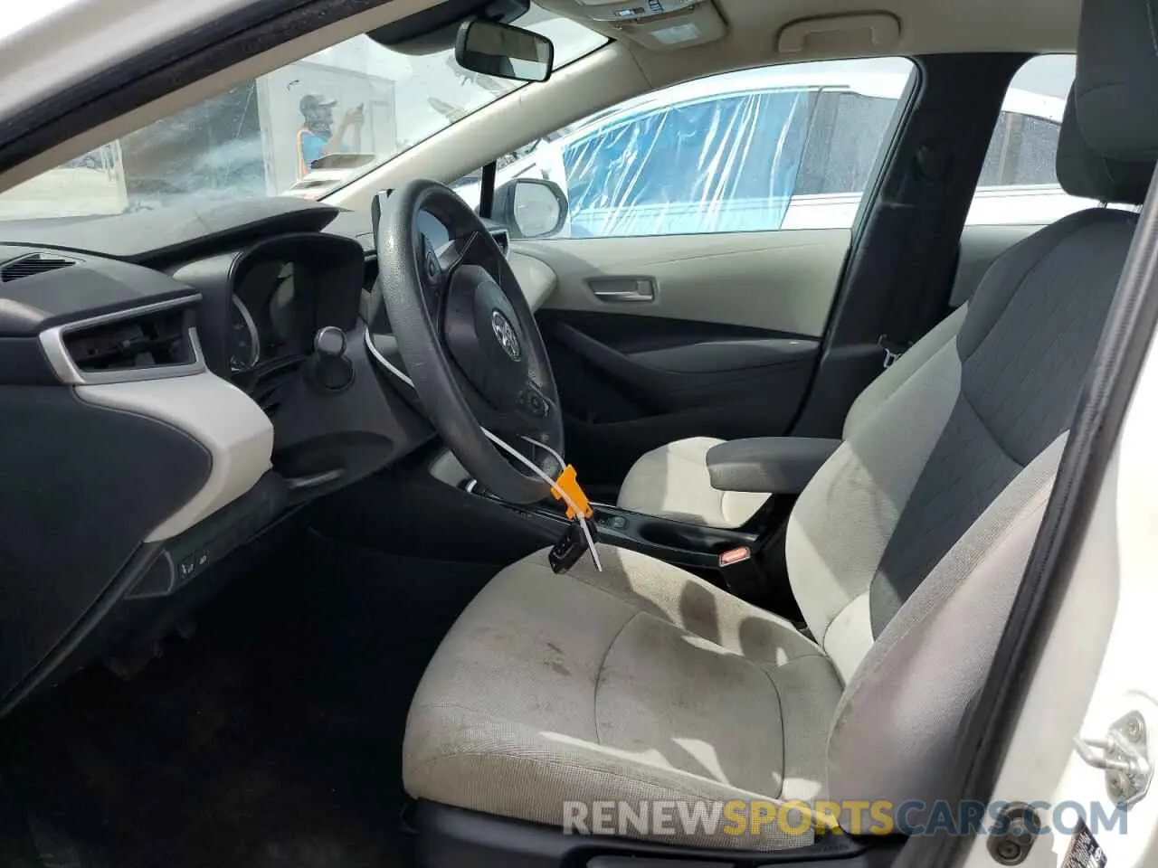 7 Photograph of a damaged car 5YFEPRAE9LP026977 TOYOTA COROLLA 2020