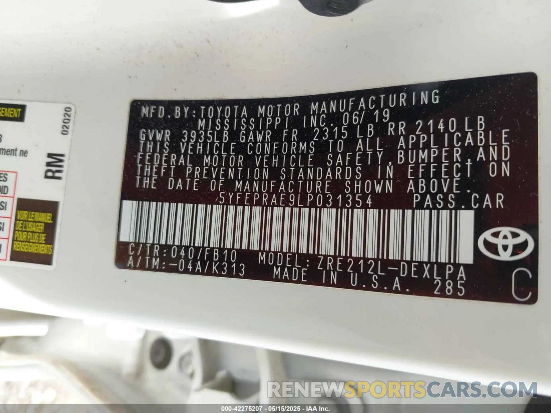 9 Photograph of a damaged car 5YFEPRAE9LP031354 TOYOTA COROLLA 2020