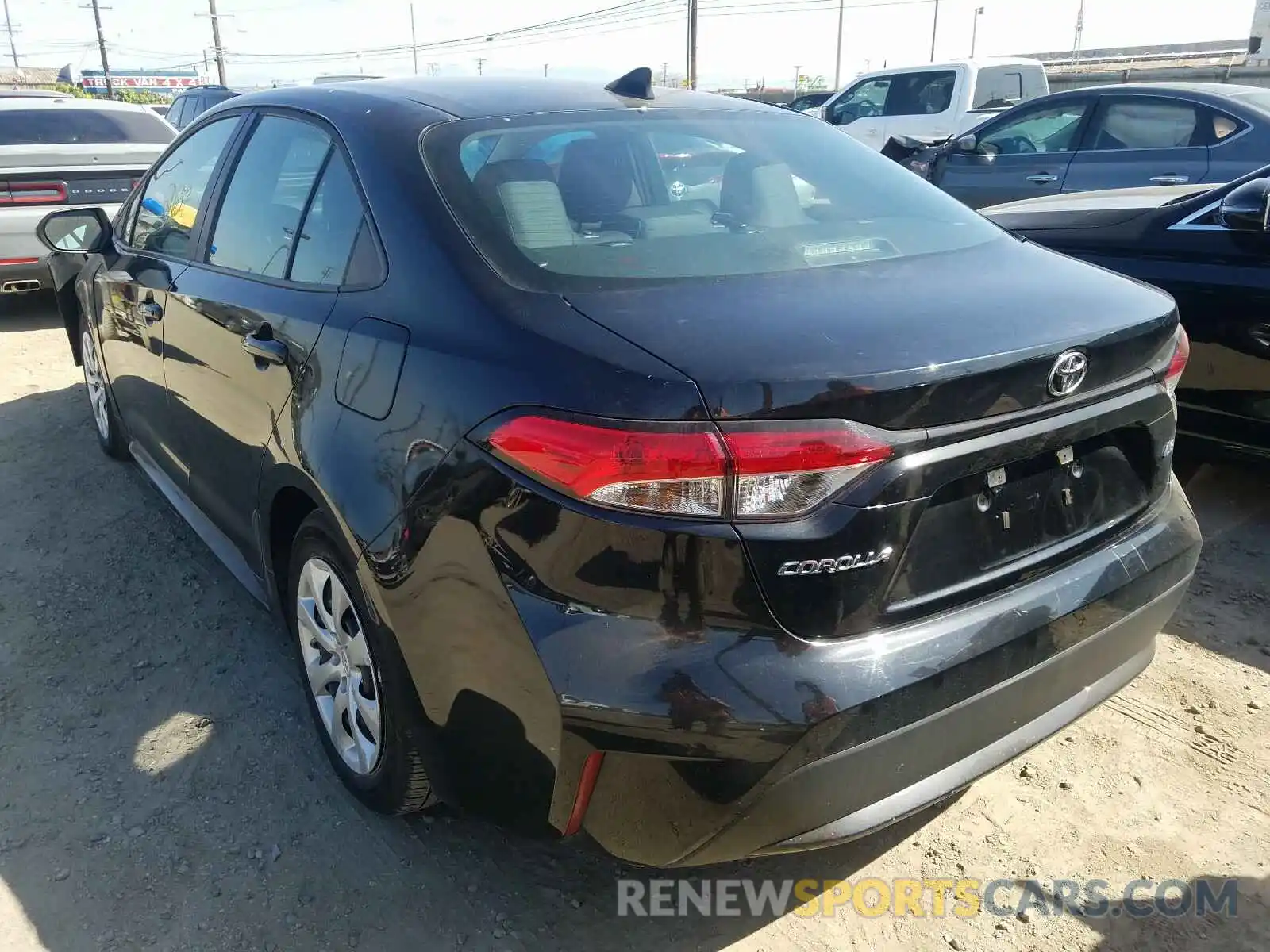 3 Photograph of a damaged car 5YFEPRAE9LP034304 TOYOTA COROLLA 2020