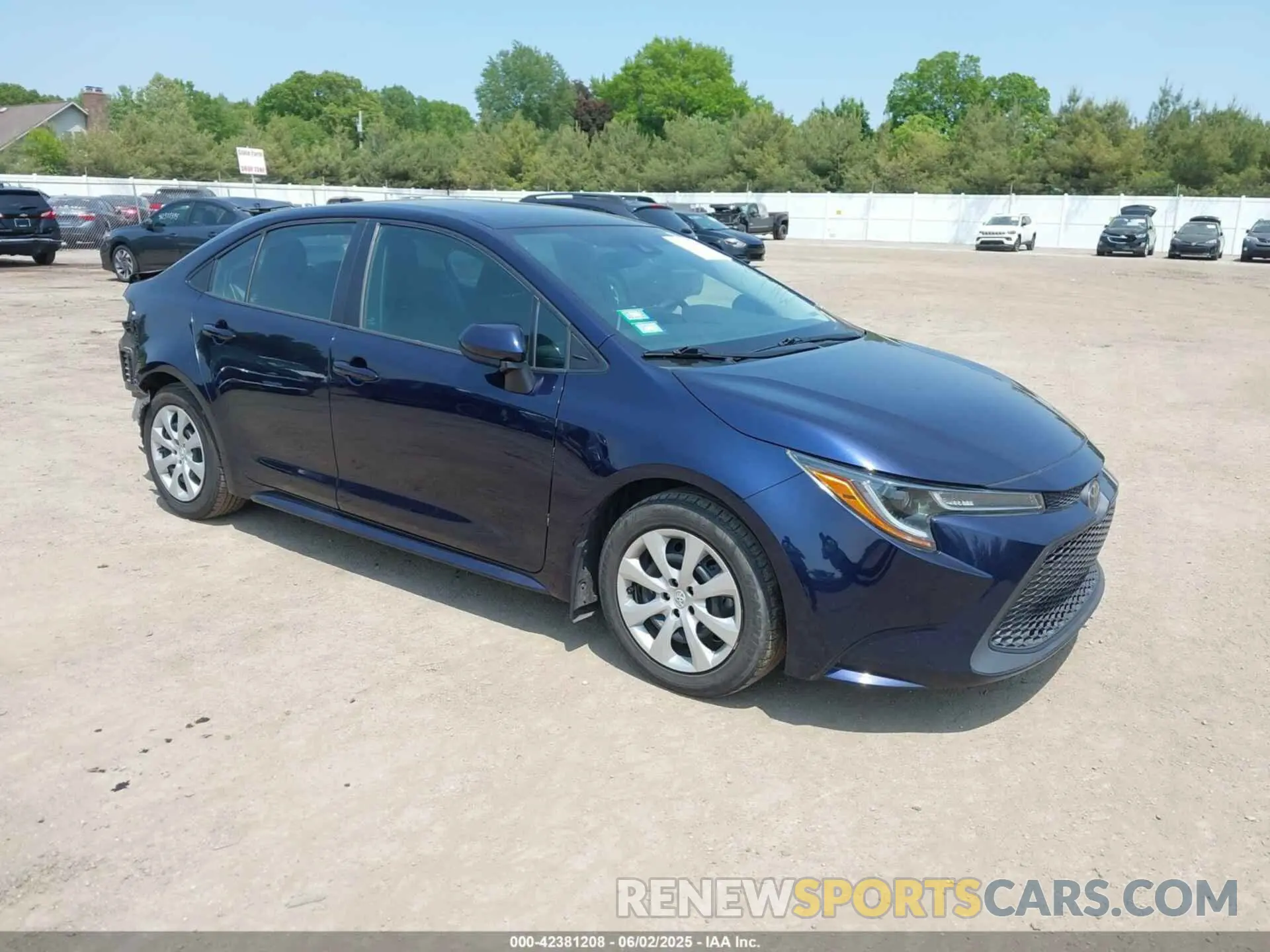 1 Photograph of a damaged car 5YFEPRAE9LP034528 TOYOTA COROLLA 2020