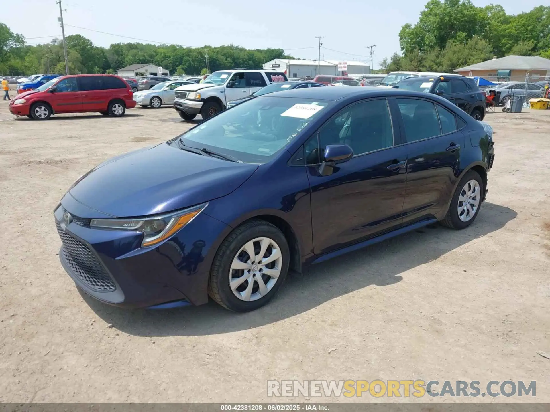 2 Photograph of a damaged car 5YFEPRAE9LP034528 TOYOTA COROLLA 2020