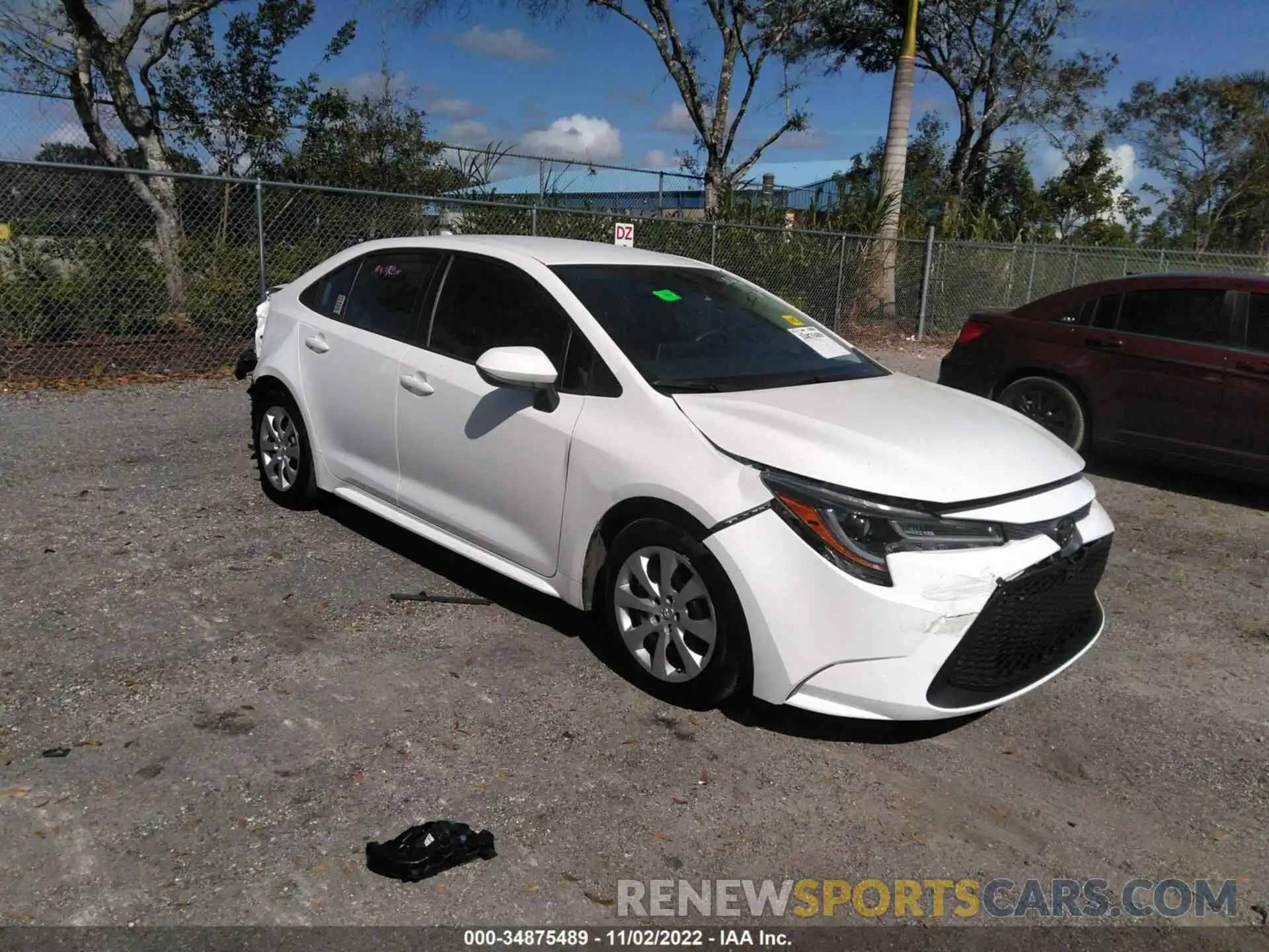 1 Photograph of a damaged car 5YFEPRAE9LP038076 TOYOTA COROLLA 2020