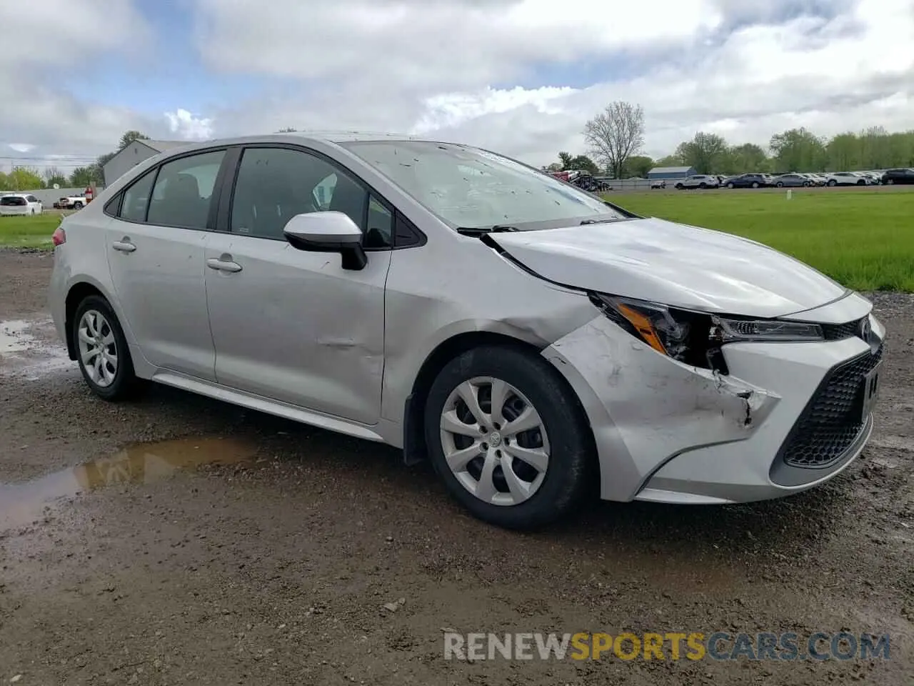 4 Photograph of a damaged car 5YFEPRAE9LP044699 TOYOTA COROLLA 2020
