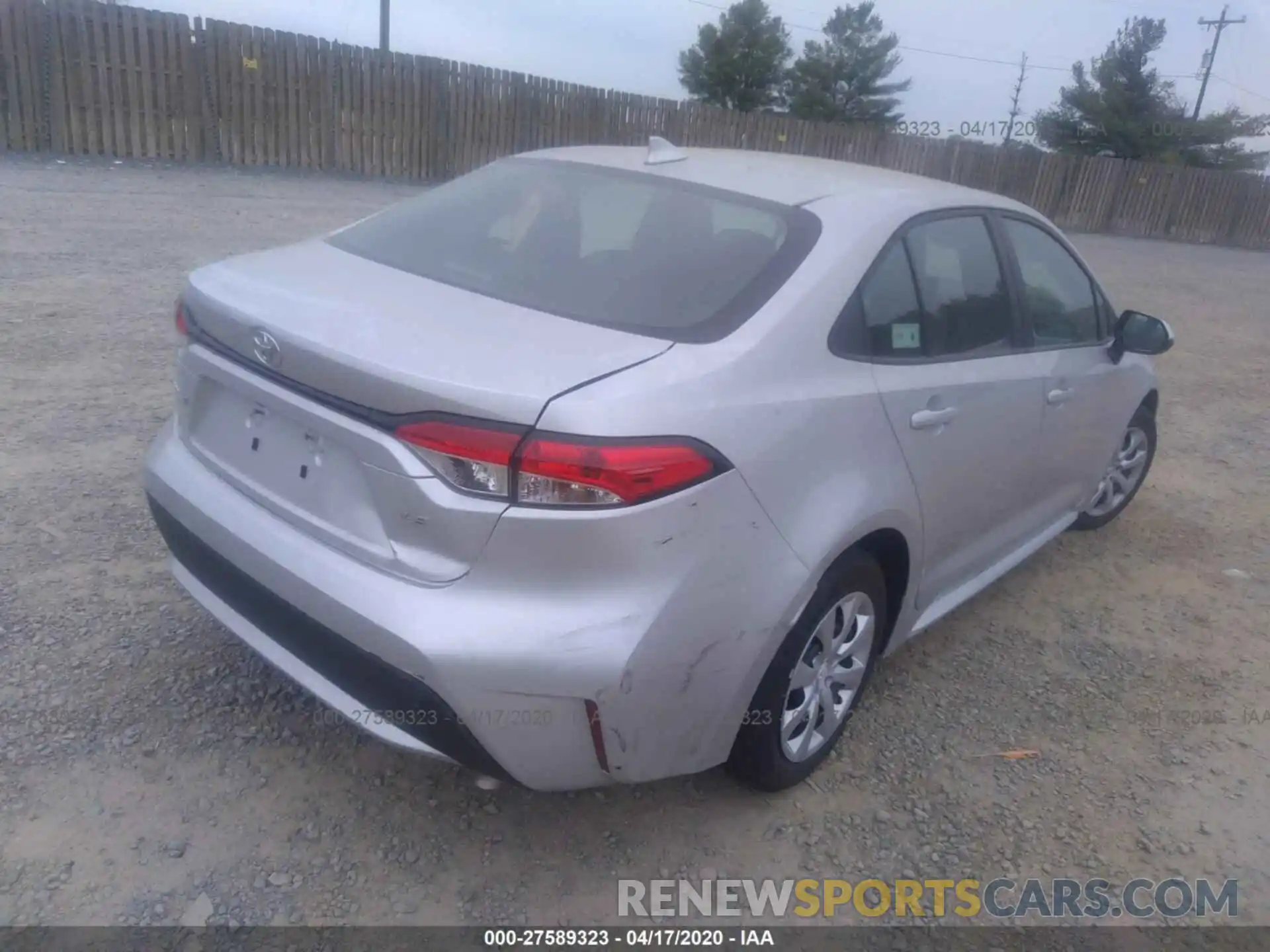 4 Photograph of a damaged car 5YFEPRAE9LP047442 TOYOTA COROLLA 2020