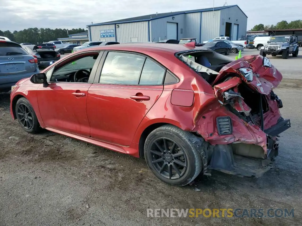 2 Photograph of a damaged car 5YFEPRAE9LP048350 TOYOTA COROLLA 2020