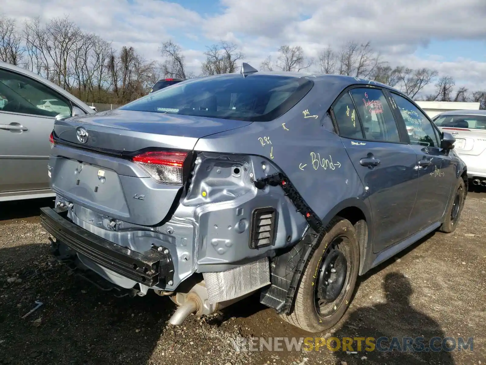 4 Photograph of a damaged car 5YFEPRAE9LP068484 TOYOTA COROLLA 2020