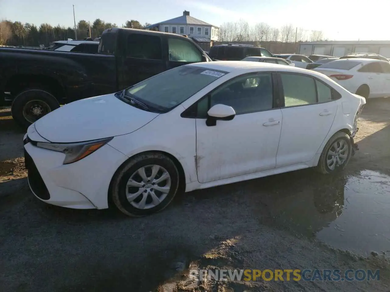 1 Photograph of a damaged car 5YFEPRAE9LP068887 TOYOTA COROLLA 2020