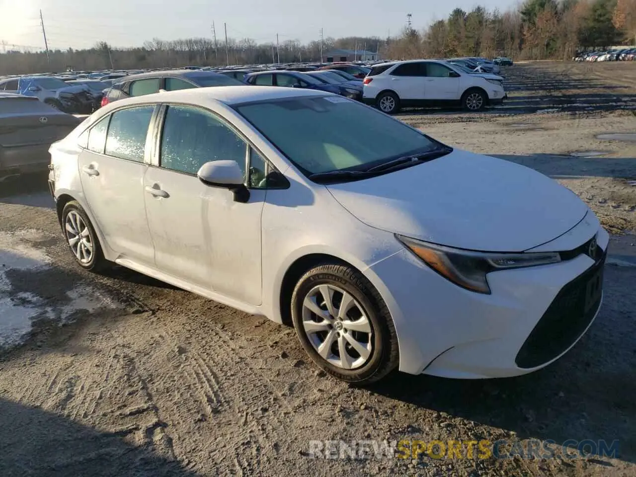 4 Photograph of a damaged car 5YFEPRAE9LP068887 TOYOTA COROLLA 2020