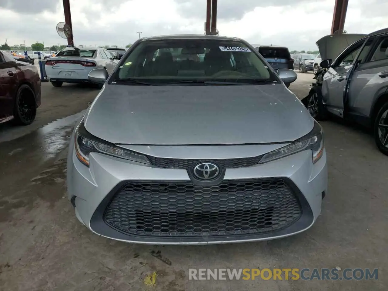 5 Photograph of a damaged car 5YFEPRAE9LP074298 TOYOTA COROLLA 2020