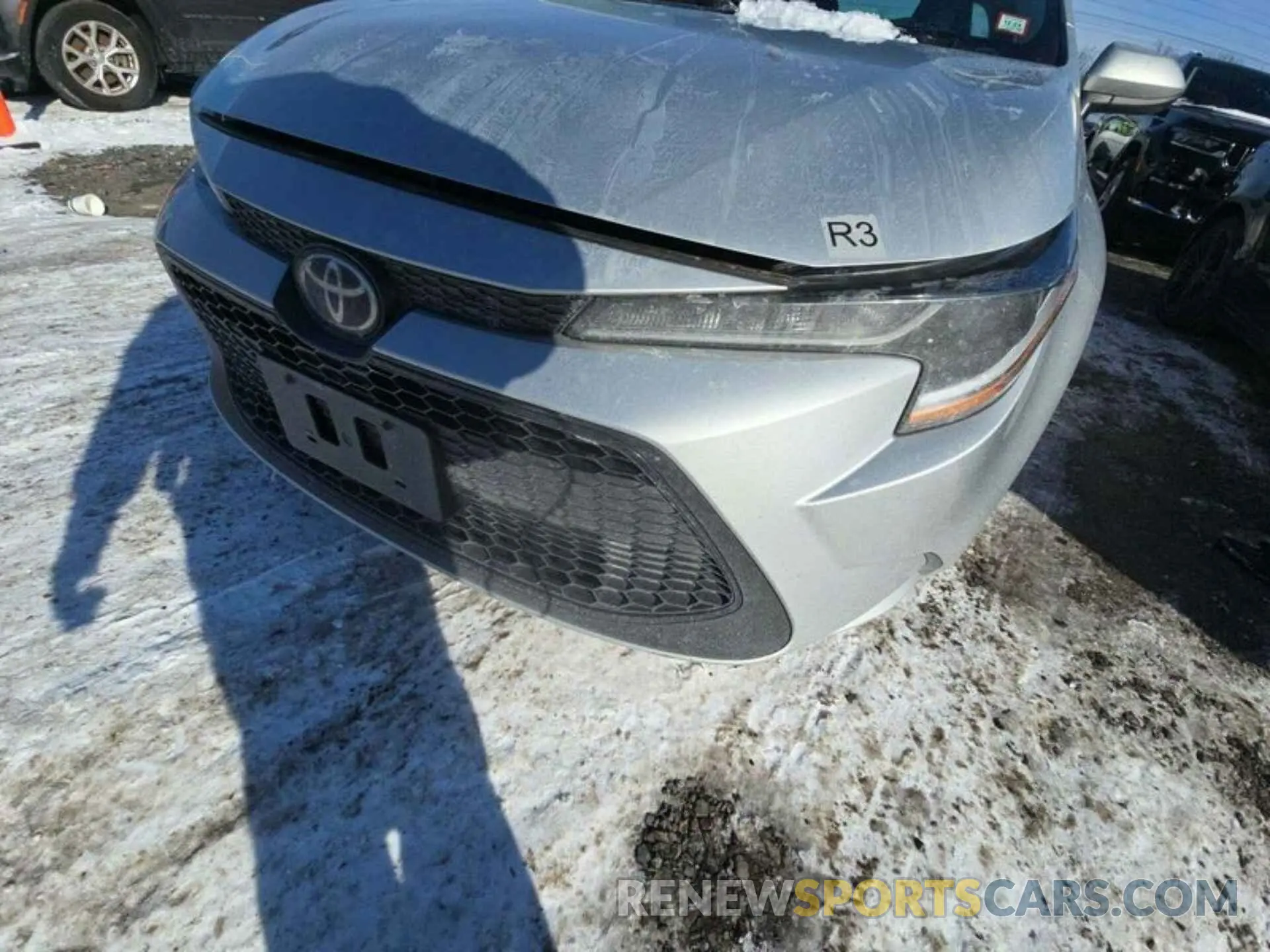 14 Photograph of a damaged car 5YFEPRAE9LP077721 TOYOTA COROLLA 2020
