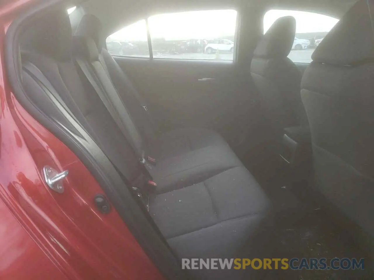 11 Photograph of a damaged car 5YFEPRAE9LP078674 TOYOTA COROLLA 2020