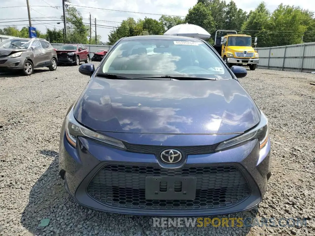 5 Photograph of a damaged car 5YFEPRAE9LP081770 TOYOTA COROLLA 2020