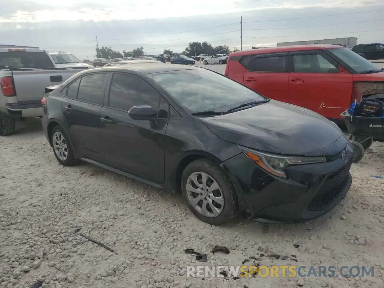 4 Photograph of a damaged car 5YFEPRAE9LP084541 TOYOTA COROLLA 2020
