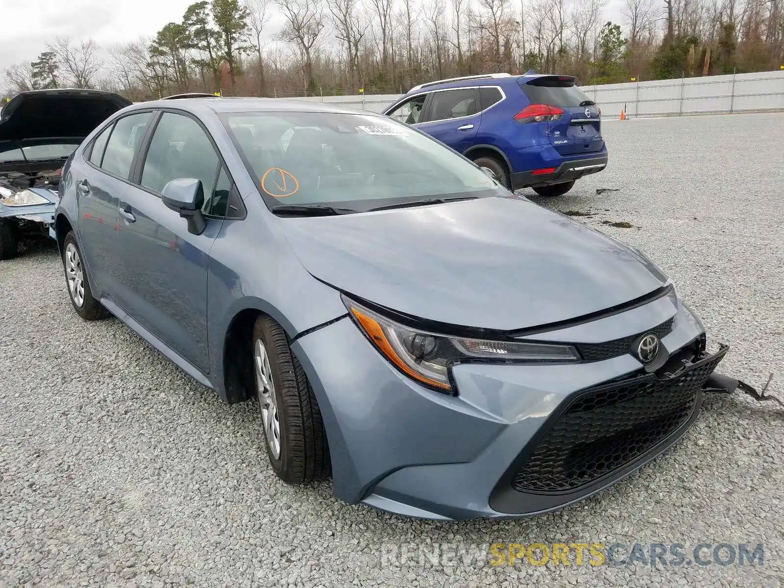 1 Photograph of a damaged car 5YFEPRAE9LP085642 TOYOTA COROLLA 2020