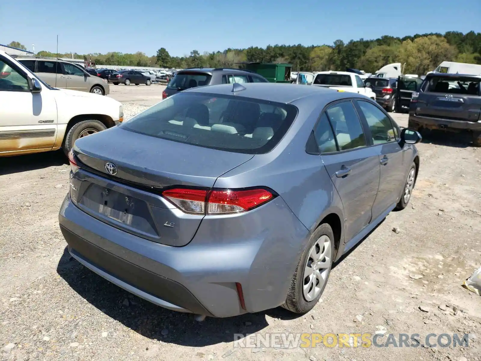 4 Photograph of a damaged car 5YFEPRAE9LP088167 TOYOTA COROLLA 2020