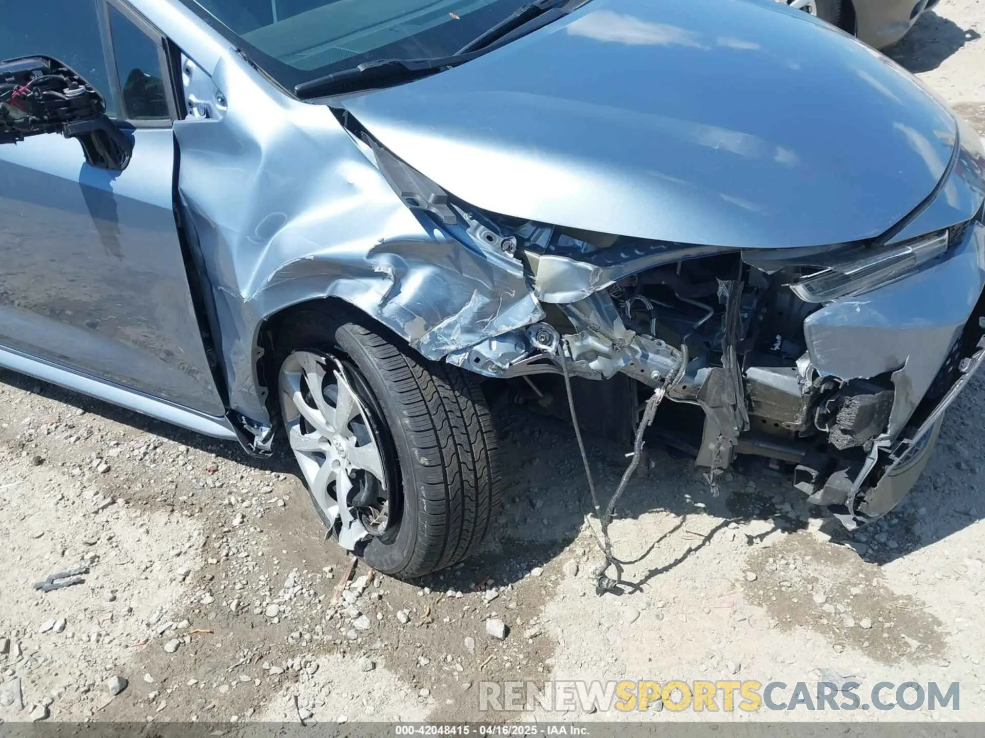 6 Photograph of a damaged car 5YFEPRAE9LP088959 TOYOTA COROLLA 2020