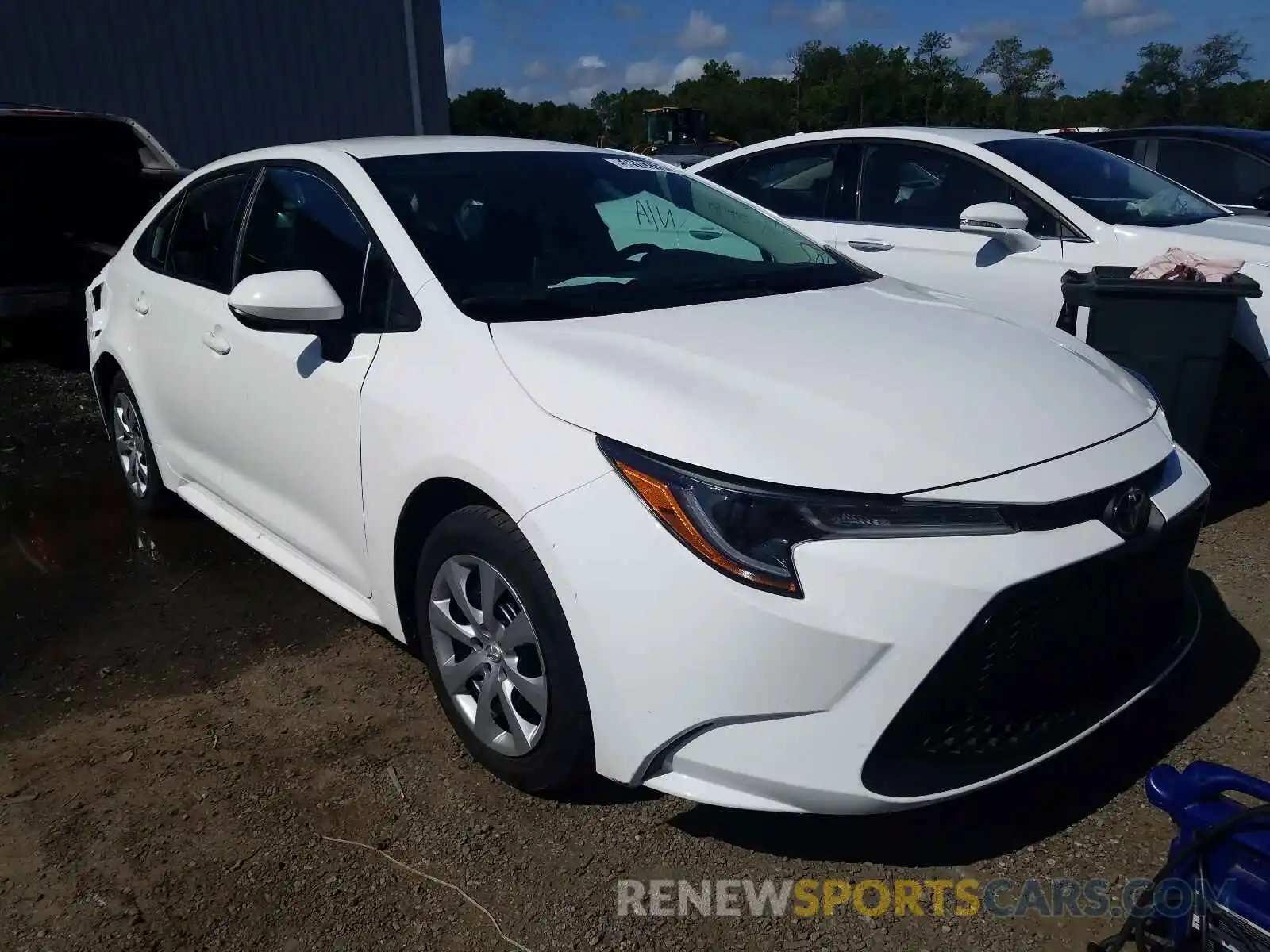 1 Photograph of a damaged car 5YFEPRAE9LP089061 TOYOTA COROLLA 2020