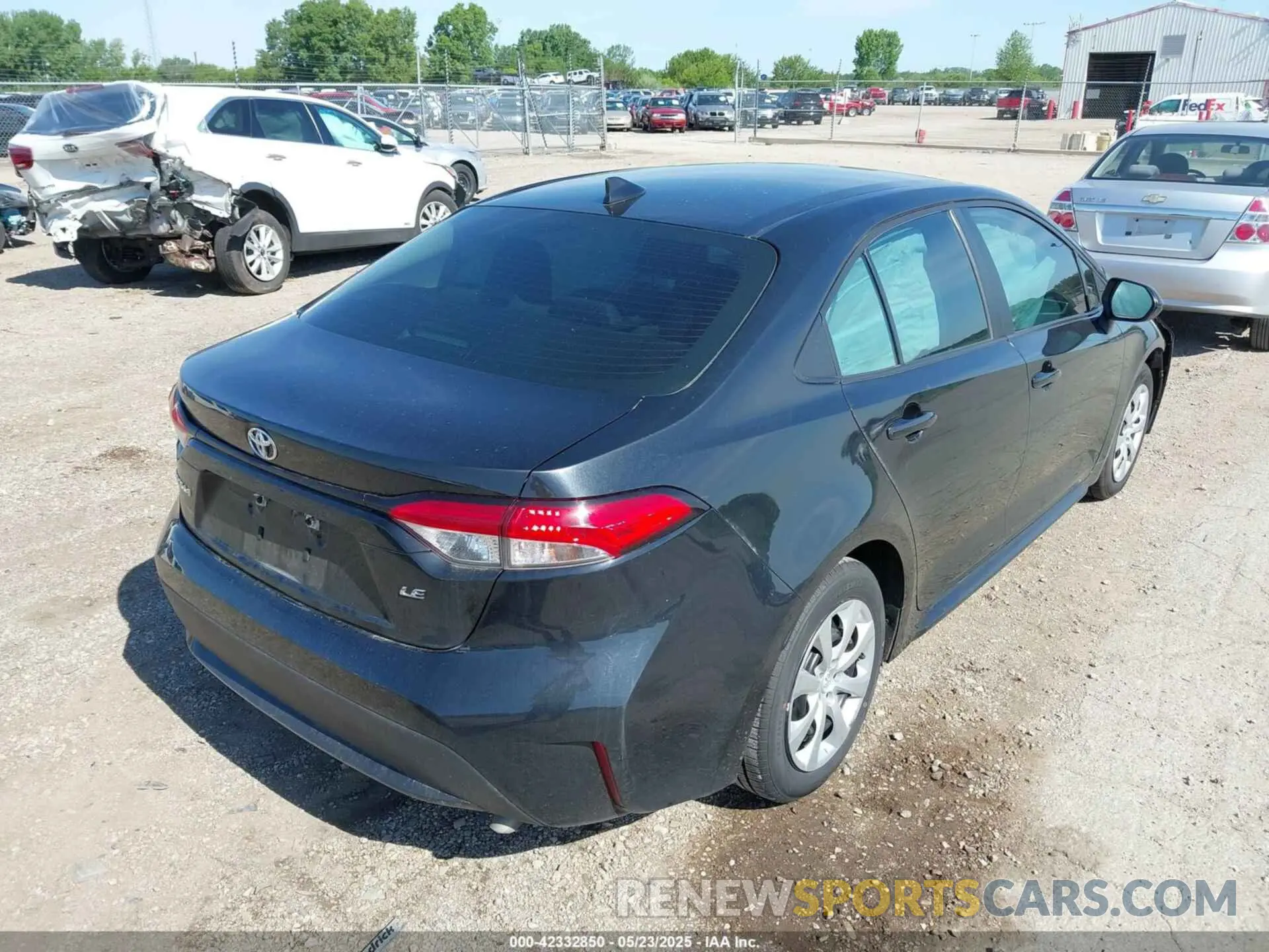 4 Photograph of a damaged car 5YFEPRAE9LP092879 TOYOTA COROLLA 2020
