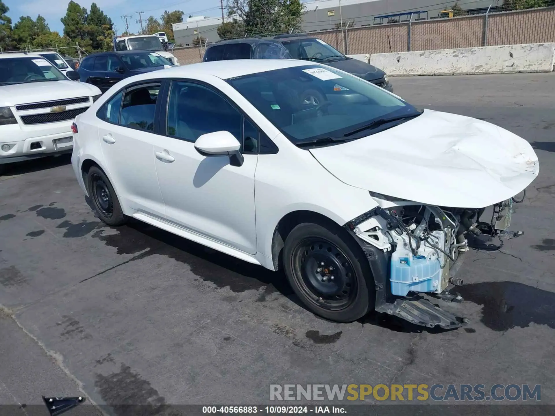 1 Photograph of a damaged car 5YFEPRAE9LP094339 TOYOTA COROLLA 2020