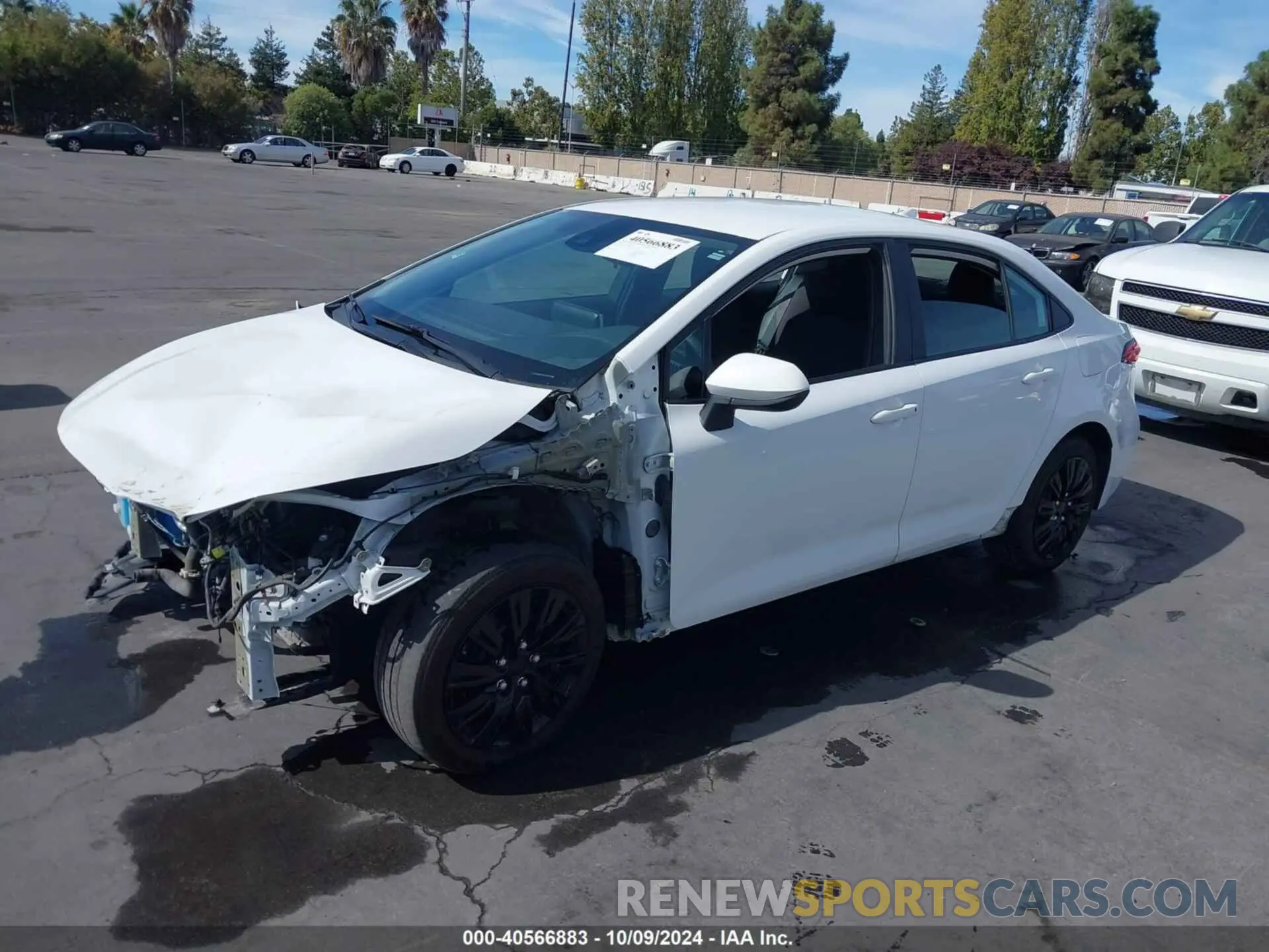 2 Photograph of a damaged car 5YFEPRAE9LP094339 TOYOTA COROLLA 2020