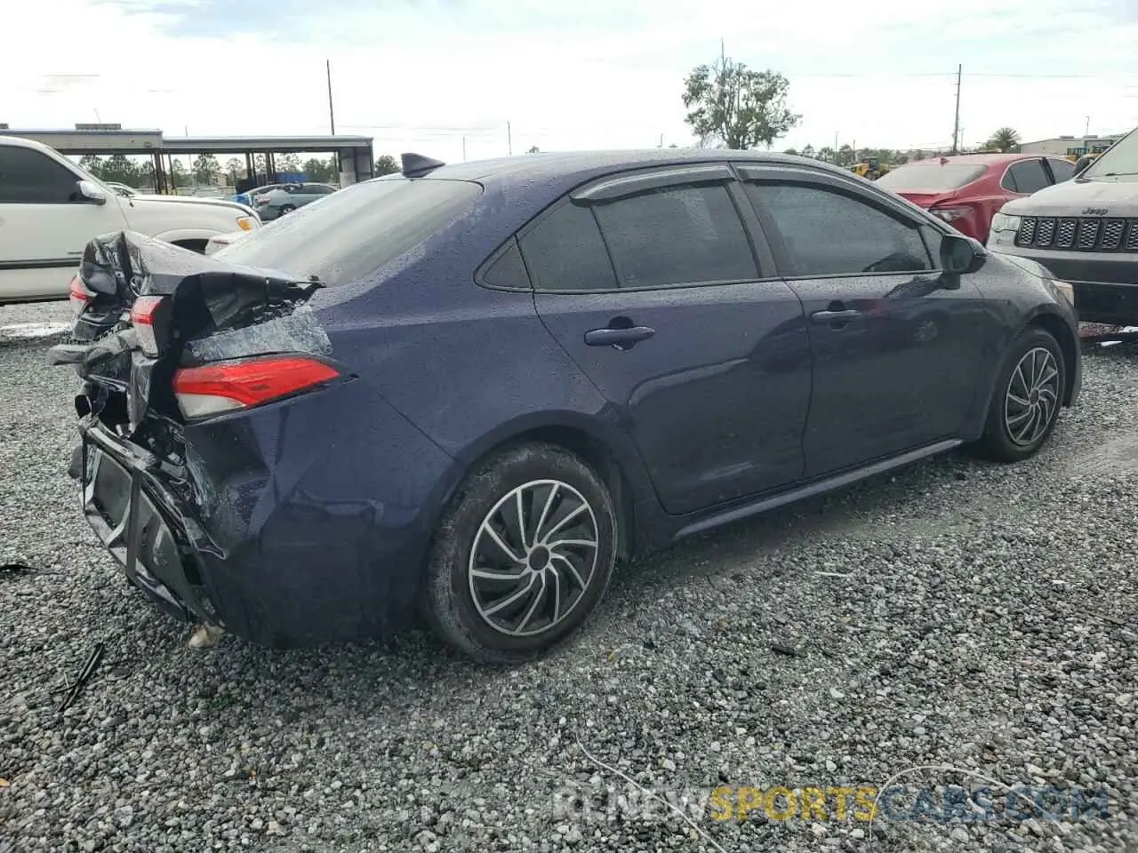 3 Photograph of a damaged car 5YFEPRAE9LP106800 TOYOTA COROLLA 2020