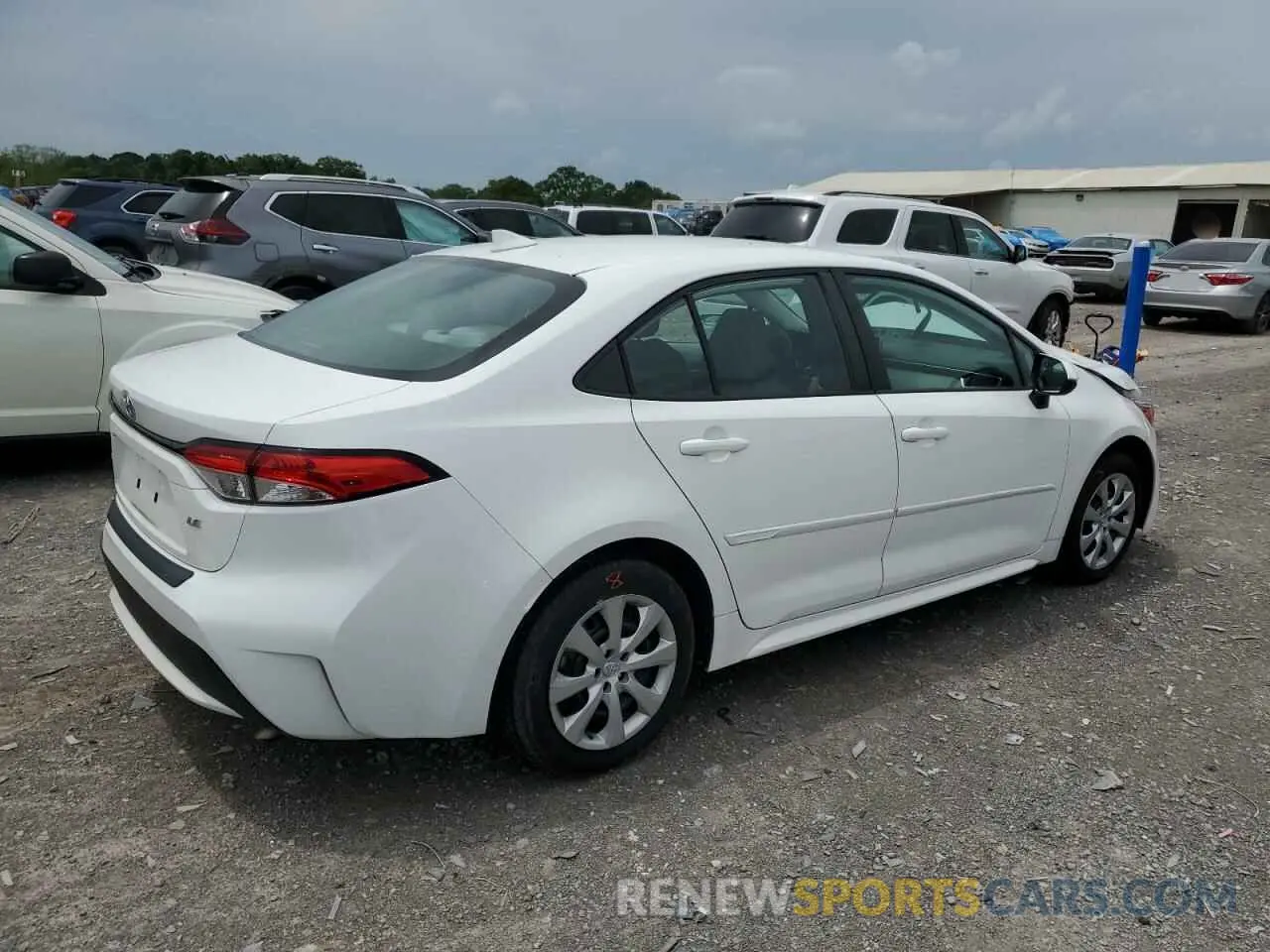 3 Photograph of a damaged car 5YFEPRAE9LP107526 TOYOTA COROLLA 2020