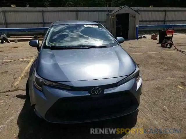 13 Photograph of a damaged car 5YFEPRAE9LP107543 TOYOTA COROLLA 2020