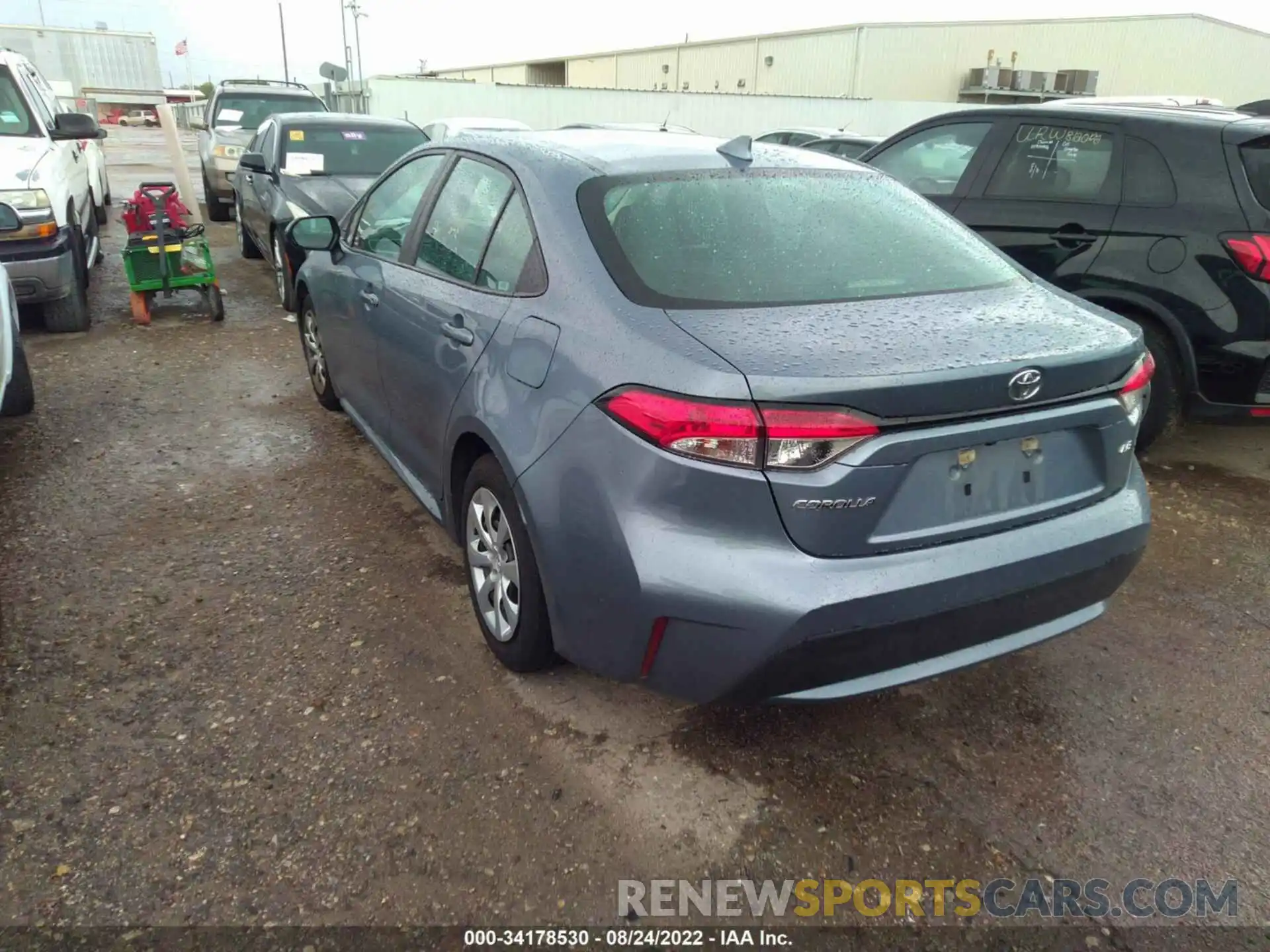 3 Photograph of a damaged car 5YFEPRAE9LP117179 TOYOTA COROLLA 2020