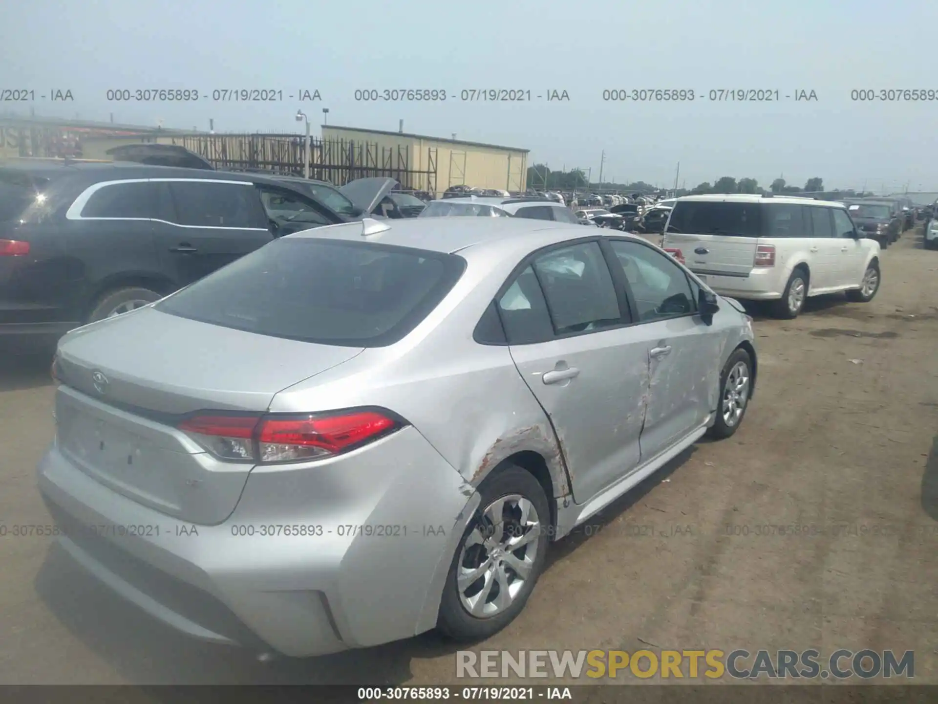 4 Photograph of a damaged car 5YFEPRAE9LP122401 TOYOTA COROLLA 2020