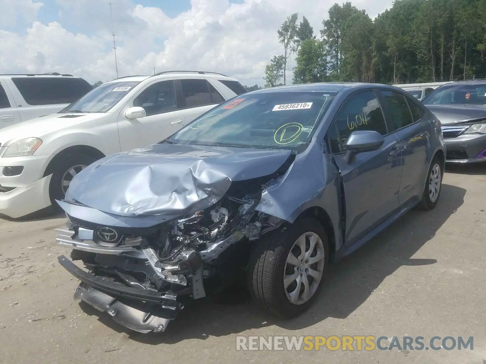 2 Photograph of a damaged car 5YFEPRAE9LP123824 TOYOTA COROLLA 2020