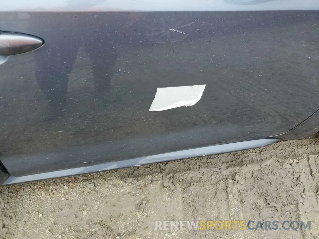 12 Photograph of a damaged car 5YFEPRAE9LP129428 TOYOTA COROLLA 2020