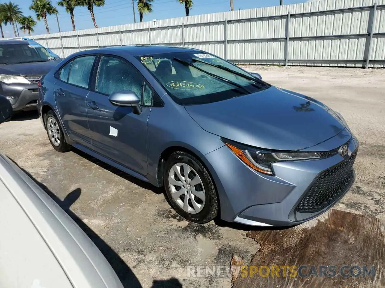 4 Photograph of a damaged car 5YFEPRAE9LP129428 TOYOTA COROLLA 2020