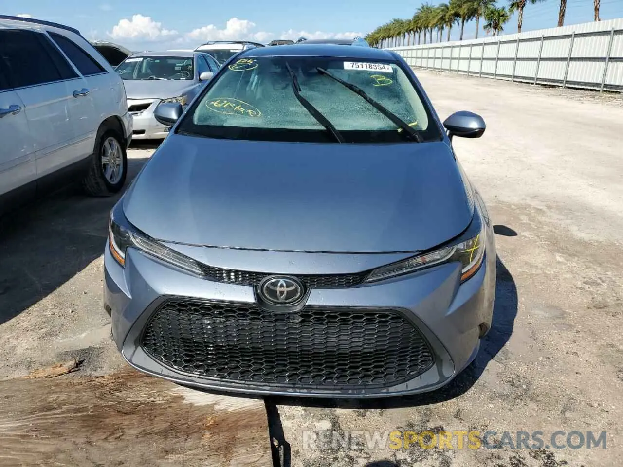 5 Photograph of a damaged car 5YFEPRAE9LP129428 TOYOTA COROLLA 2020