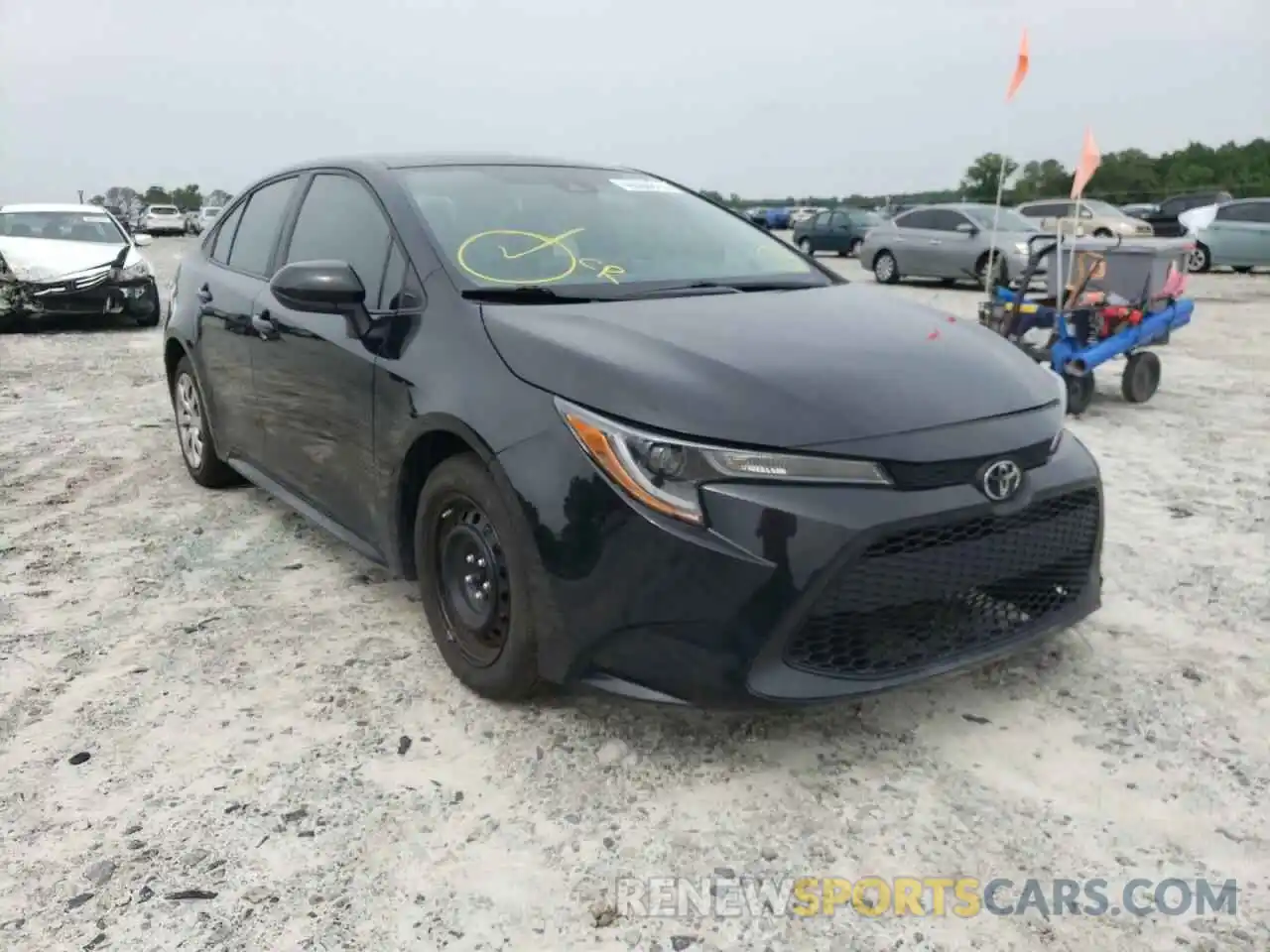 1 Photograph of a damaged car 5YFEPRAE9LP129462 TOYOTA COROLLA 2020