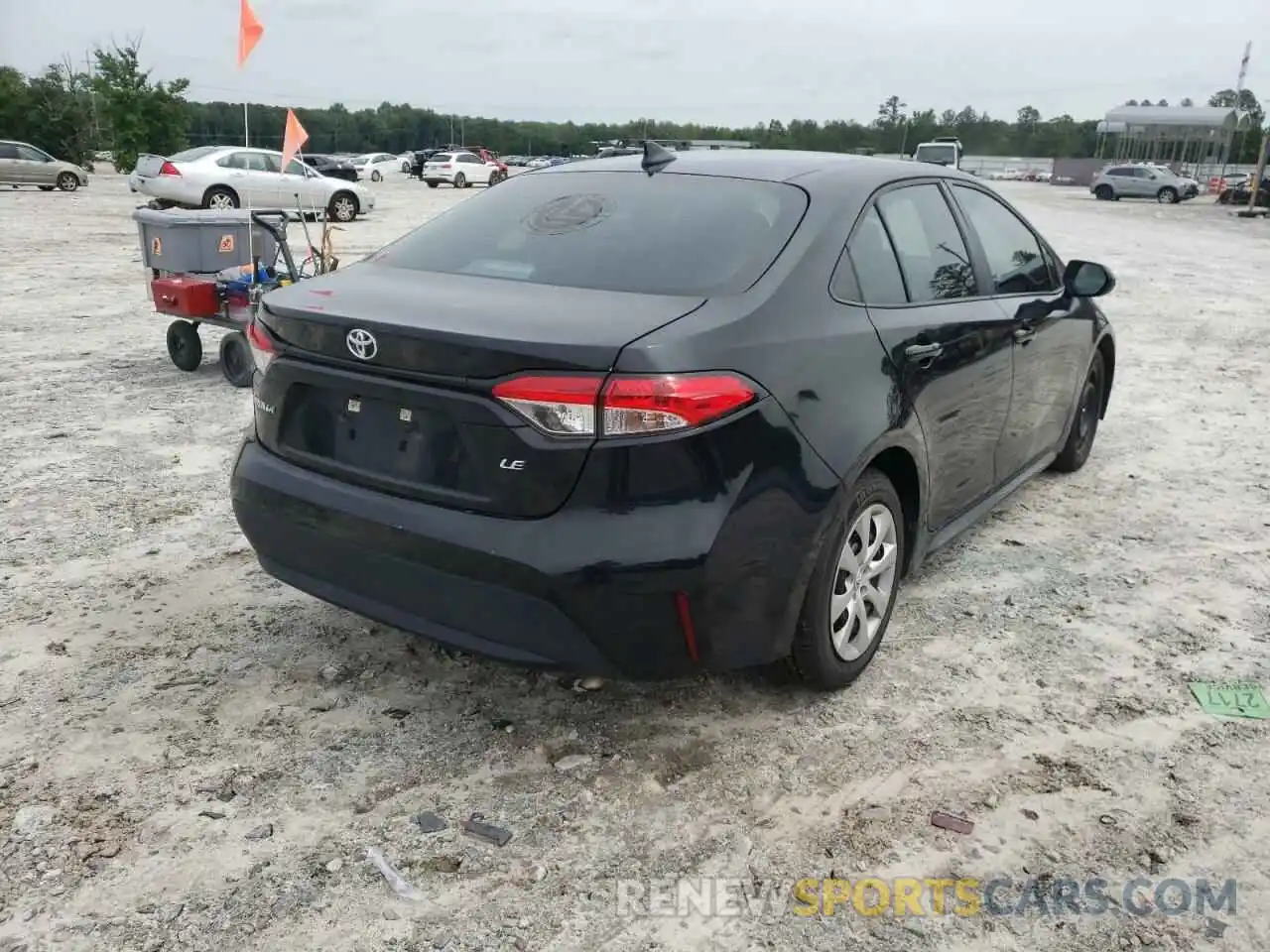 4 Photograph of a damaged car 5YFEPRAE9LP129462 TOYOTA COROLLA 2020