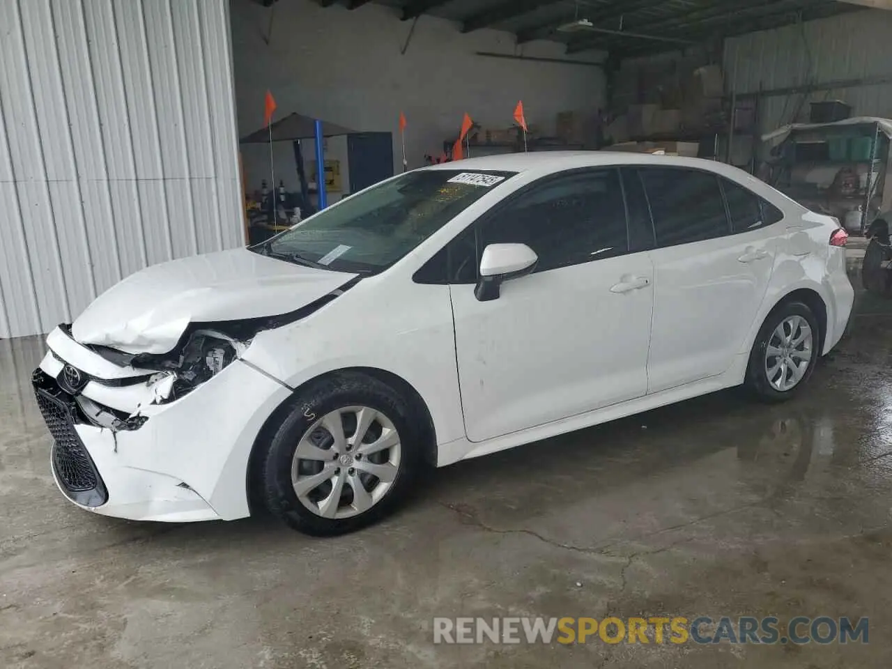 1 Photograph of a damaged car 5YFEPRAE9LP130773 TOYOTA COROLLA 2020