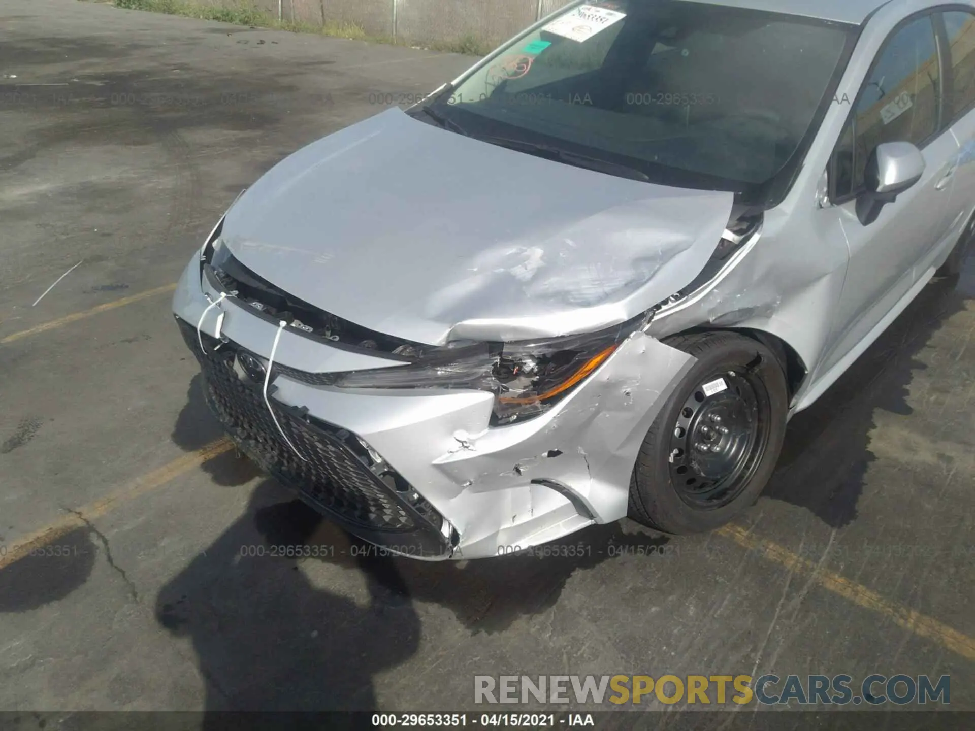 6 Photograph of a damaged car 5YFEPRAE9LP135861 TOYOTA COROLLA 2020