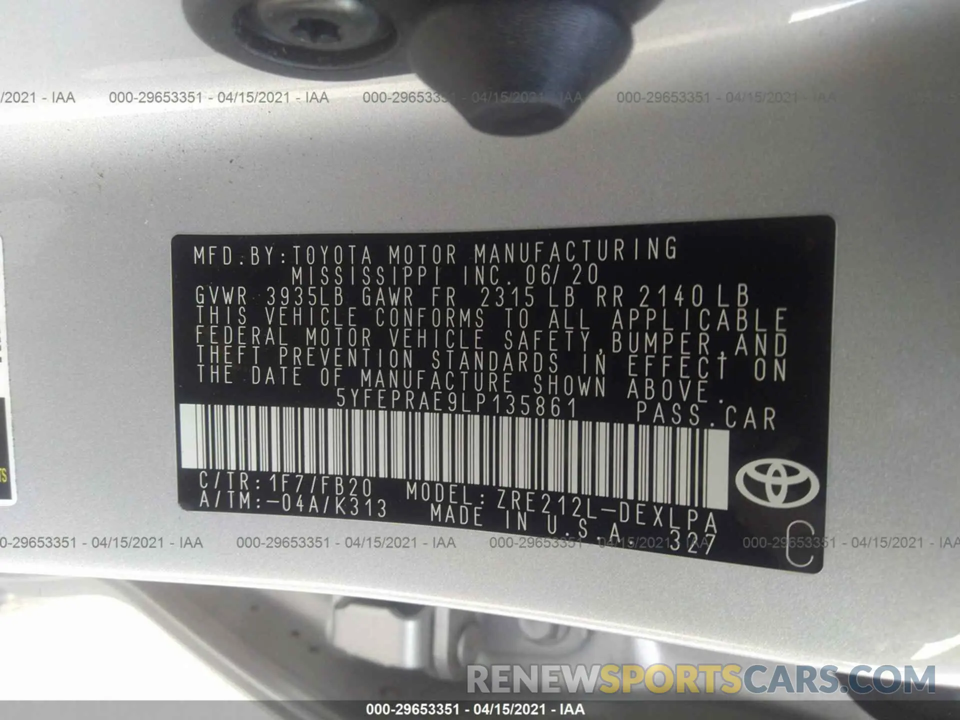 9 Photograph of a damaged car 5YFEPRAE9LP135861 TOYOTA COROLLA 2020