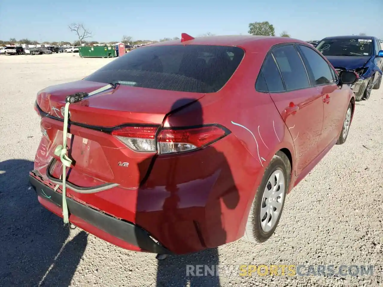 4 Photograph of a damaged car 5YFEPRAEXLP012795 TOYOTA COROLLA 2020