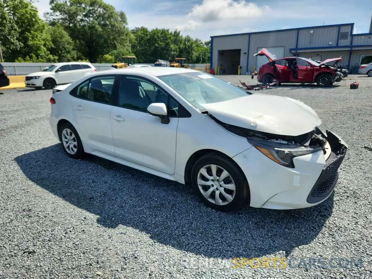 4 Photograph of a damaged car 5YFEPRAEXLP026972 TOYOTA COROLLA 2020