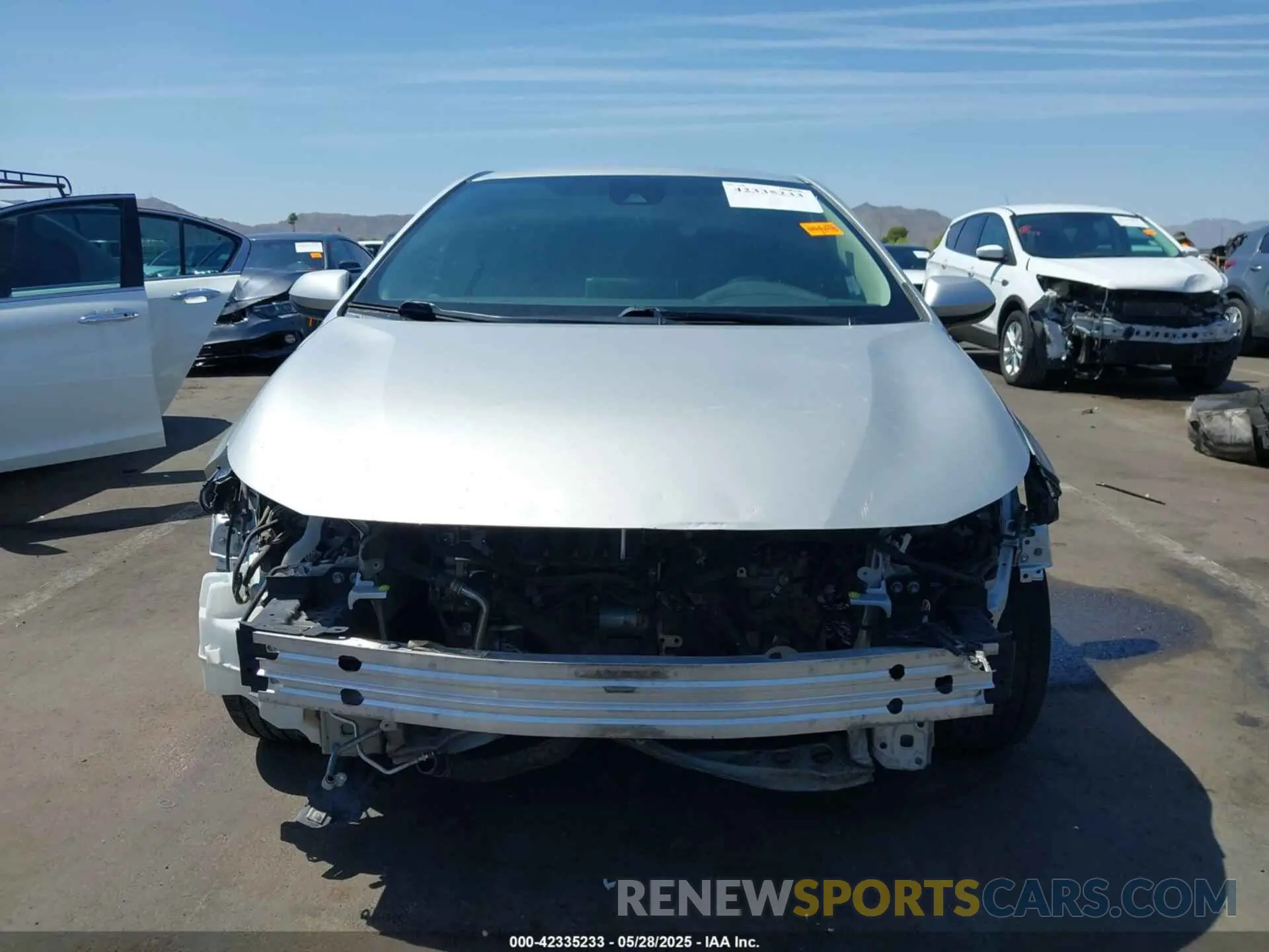 6 Photograph of a damaged car 5YFEPRAEXLP028690 TOYOTA COROLLA 2020