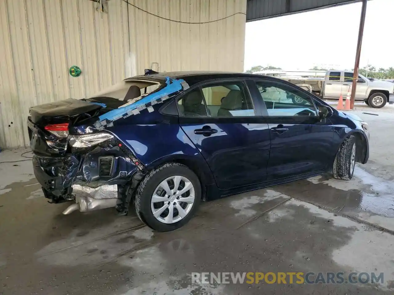 3 Photograph of a damaged car 5YFEPRAEXLP039771 TOYOTA COROLLA 2020